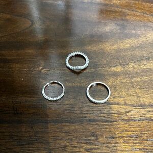 Excellent quality Swarovski silver rings